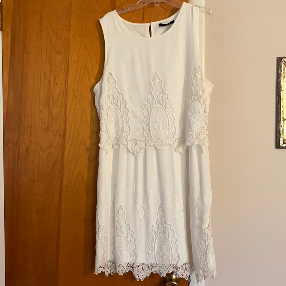 Forever 21 White Lace Dress - Size L